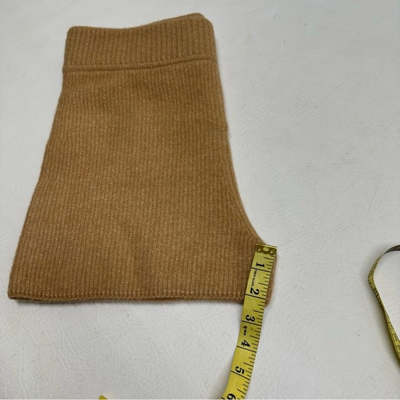 EVERLINE THE COZYSTRETCH SHORT SIZE L NWOT - Picture 10 of 10